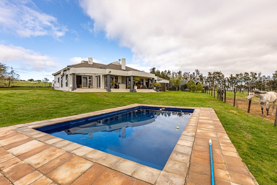 Commercial Property for Sale in Bainskloof Western Cape